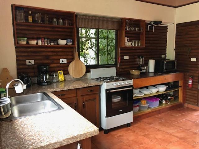 Casa Toucan Mit Privat Pool Near Np Ballena Uvita Ngoại thất bức ảnh